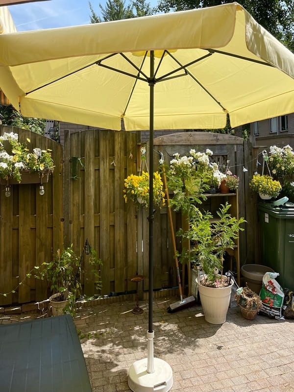 Parasoldoek.nl - toiles de rechange pour ton parasol - remplacer ta toile de parasol